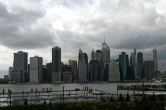 A New York, les entreprises se préparent doucement à rouvrir