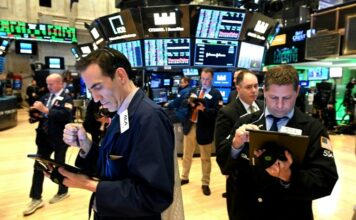 Coronavirus: la Bourse de New York ferme temporairement à partir de lundi son célèbre parquet