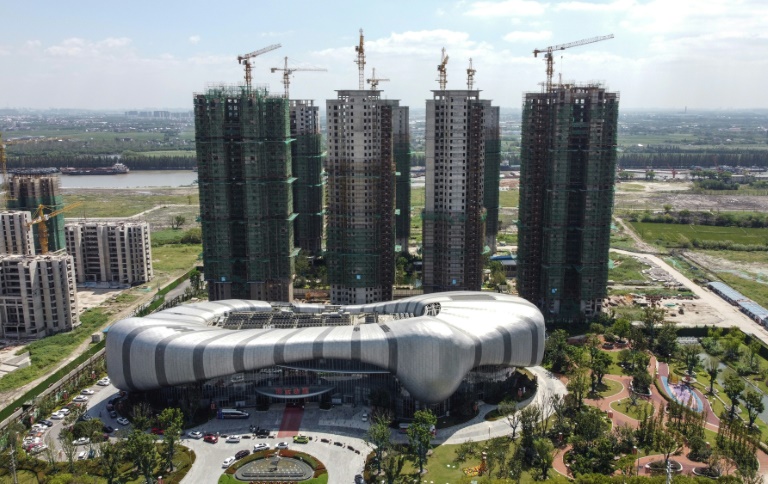 Les immobilières en Chine chutent alors que la crise d'Evergrande se répercute