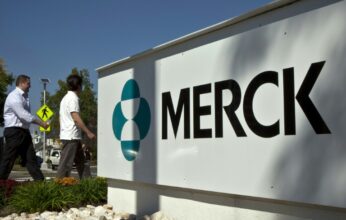 Covid: Merck va demander le feu vert pour une pilule réduisant par deux les hospitalisations