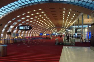 Grève à l’aéroport de Paris-CDG : des vols RAM et Air Arabia annulés