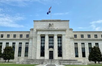 États-Unis : la Fed relève ses taux au plus haut depuis 22 ans