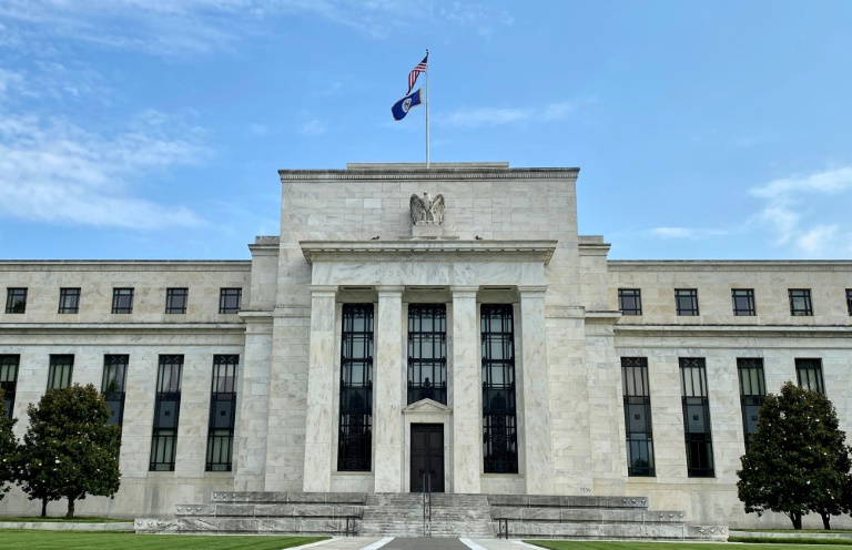 États-Unis : la Fed relève ses taux au plus haut depuis 22 ans