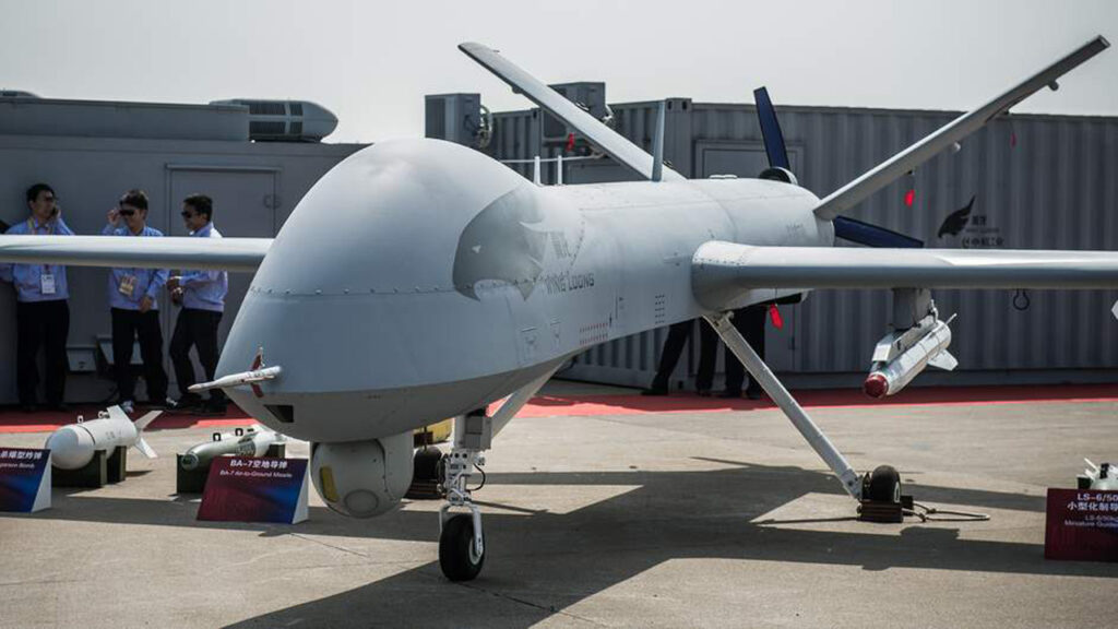 En images, des drones Wing Long II et Bayraktar TB2 sur la base aérienne de Laâyoune