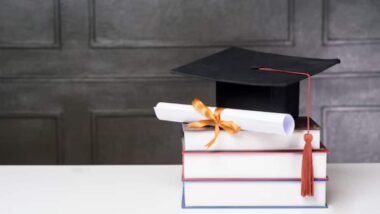 Diplômes étrangers : l'équivalence automatique actée pour cinq pays européens