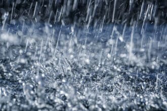 Alerte météo: fortes pluies, vent fort et chutes de neige dans plusieurs provinces