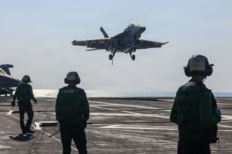 En direct, la situation en Iran (28 février). Le Détroit d'Ormuz fermé?