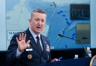Le trafic maritime à nouveau paralysé dans le détroit d'Ormuz