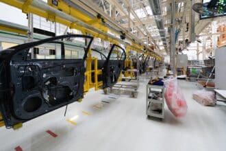 Renault prévoit de réduire de 15 à 20% ses effectifs d’ingénieurs dans le monde, le Maroc suit de près