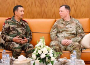 Maroc-USA : la coopération militaire au cœur d’un entretien entre l’inspecteur des FAR et le chef de l’AFRICOM