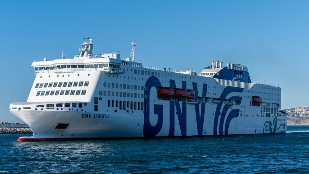 1.700 passagers et 426 cabines : GNV baptise à Tanger son navire Aurora le plus moderne