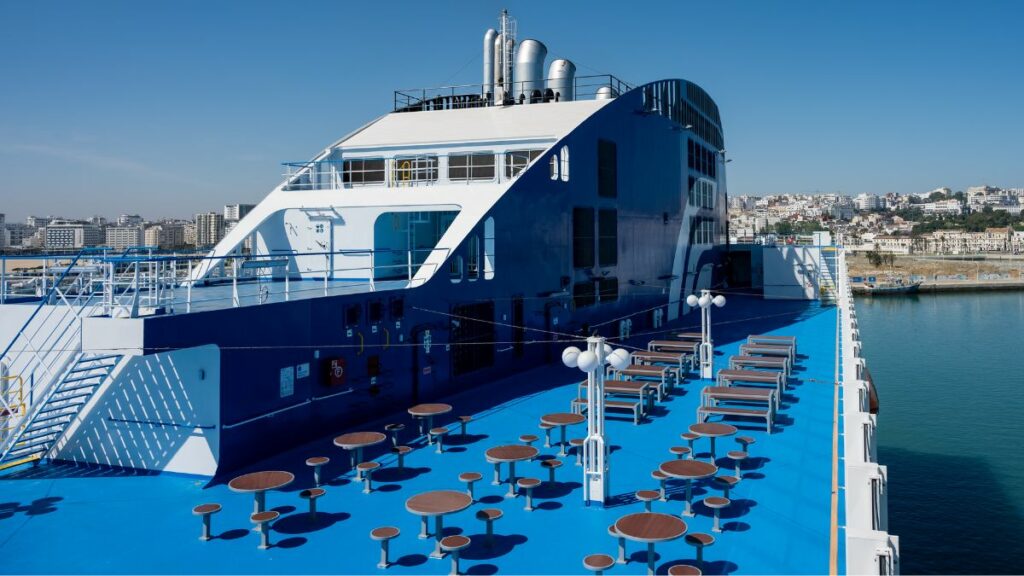 1.700 passagers et 426 cabines : GNV baptise à Tanger son navire Aurora le plus moderne